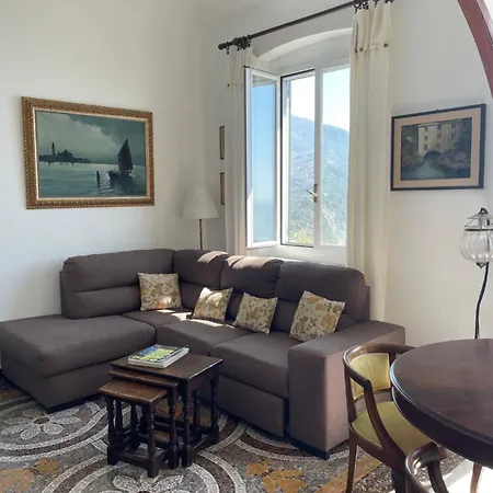 Apartament Mortola *