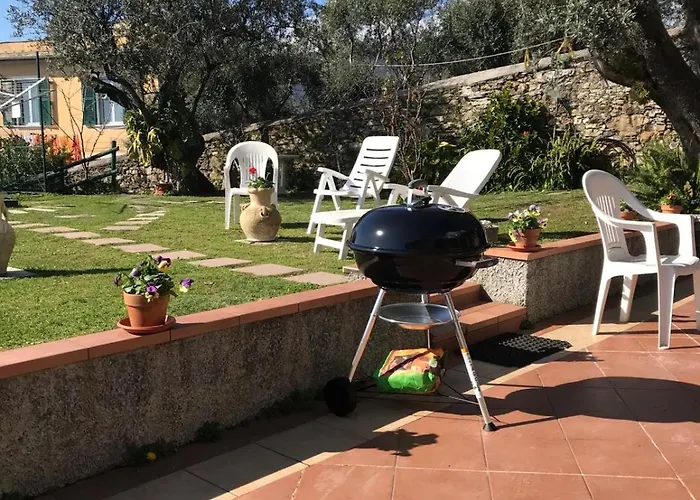 Mortola Lägenhet Camogli